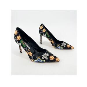 Manolo Blahnik BB 90 Black Floral Embroidered Fabric Pointed Toe Pumps IT 38